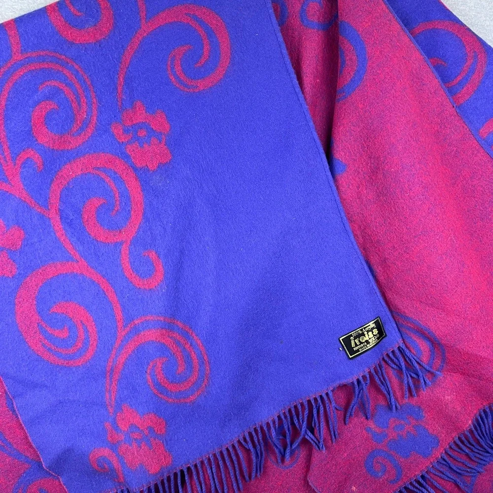 Iraisa Reversible‎ Poncho Wrap Purple Magenta Floral Scroll Fringe Acrylic Korea